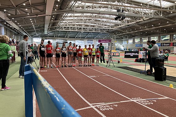 Start der Gehwettkämpfe bei den Nordrheinmeisterschaften in Leverkusen (Foto: privat)